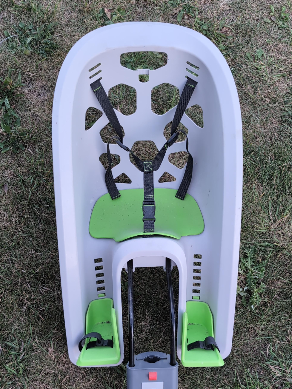 Thule Yepp Nexxt Maxi Child Bike Seat - Green thumbnail