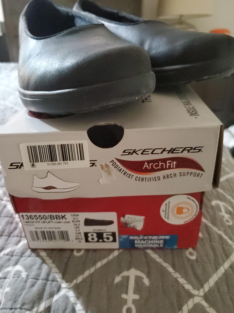 Skechers Arch Fit Uplift Women's Shoes - Size 8.5 thumbnail