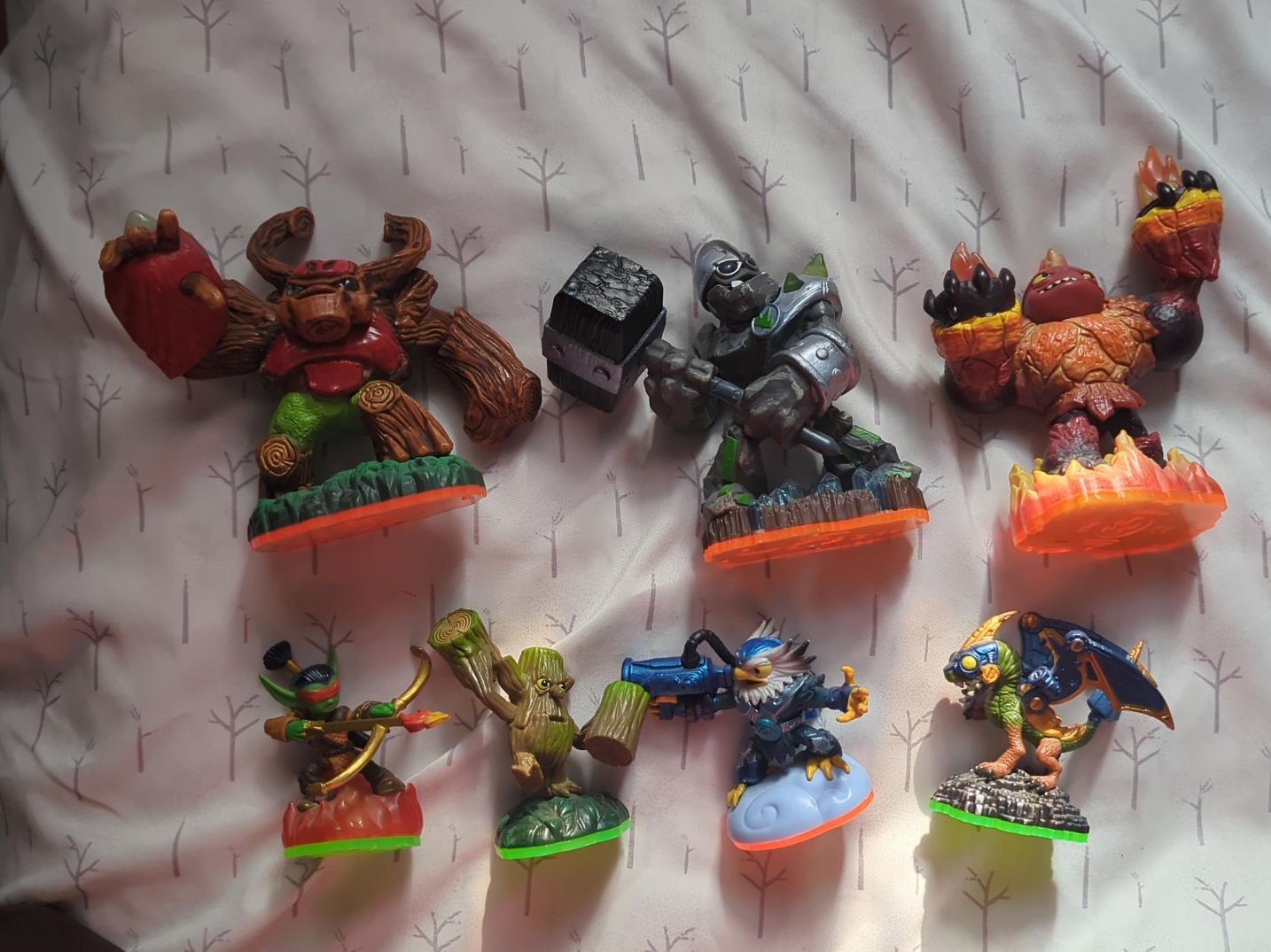 Skylanders Figures Lot thumbnail