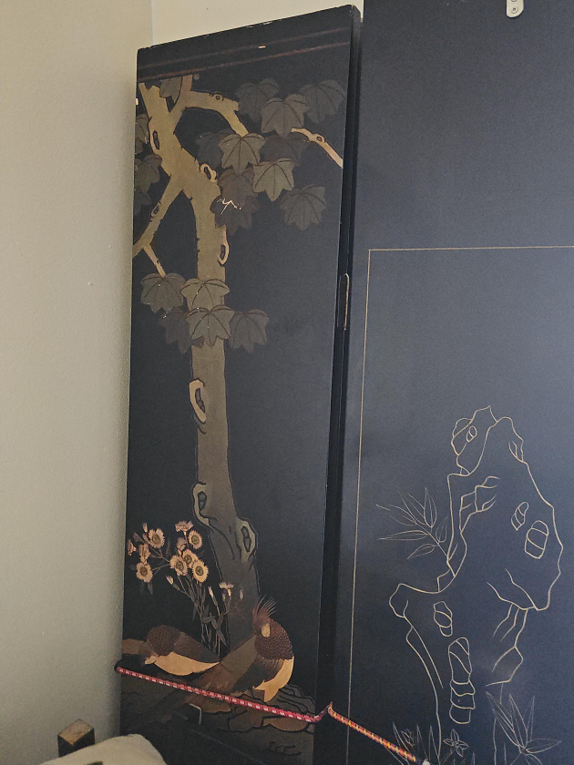 Asian Style Folding Screen Room Divider thumbnail