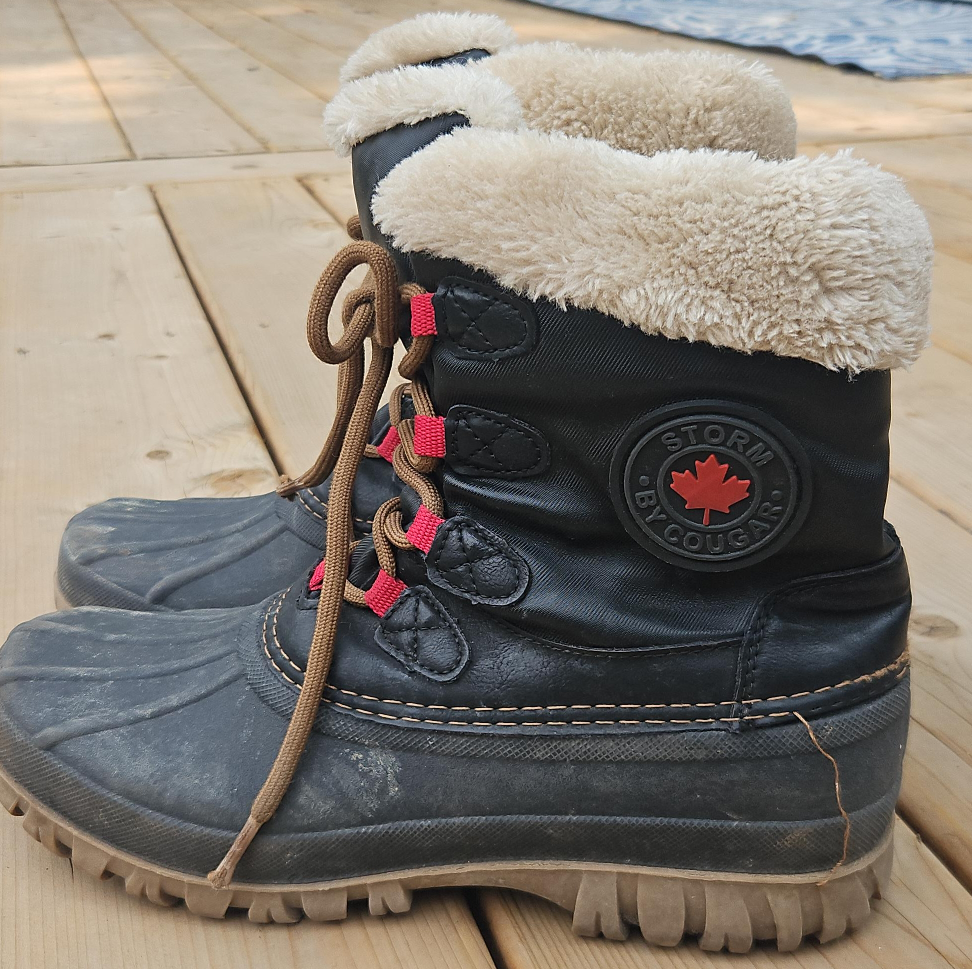 Cougar Storm Winter Boots Size 8 thumbnail