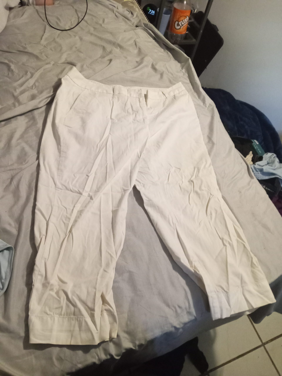 White Cropped Pants thumbnail