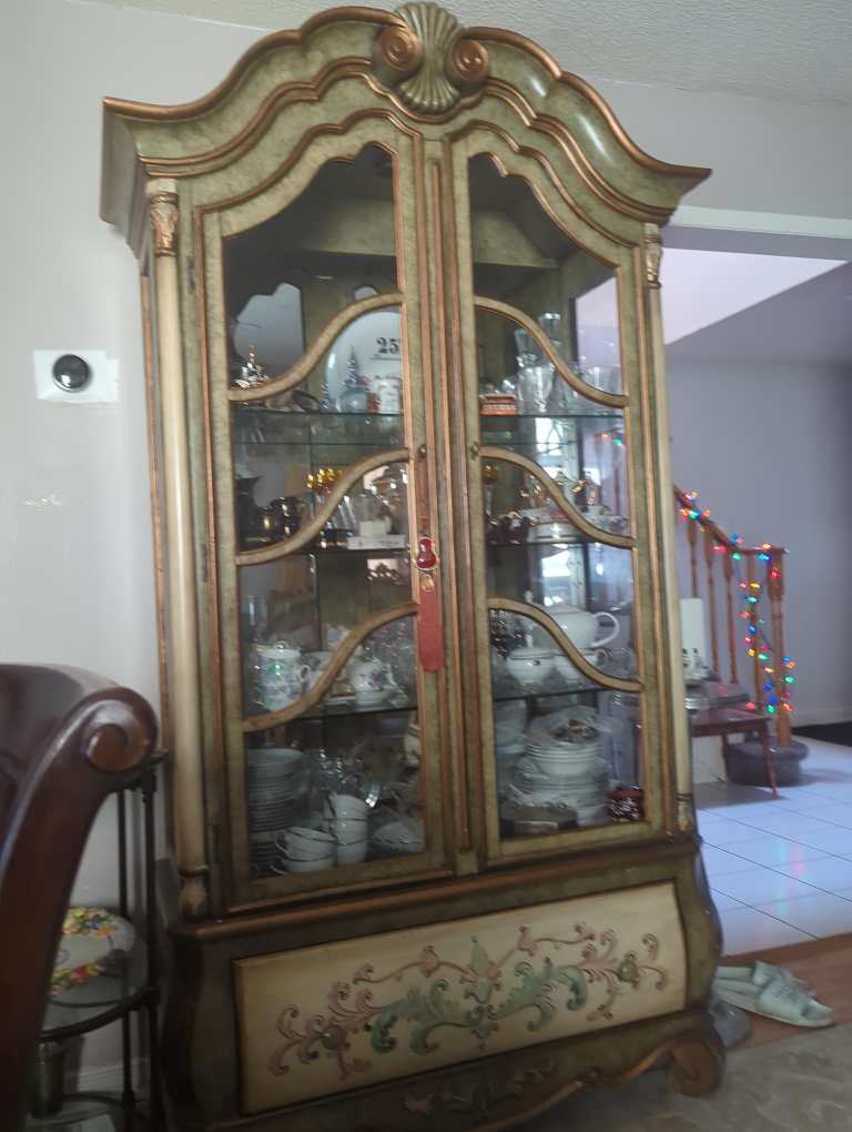 Vintage Display Cabinet China Hutch