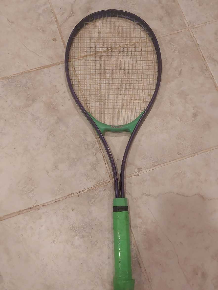 Venture Tennis Racquet thumbnail