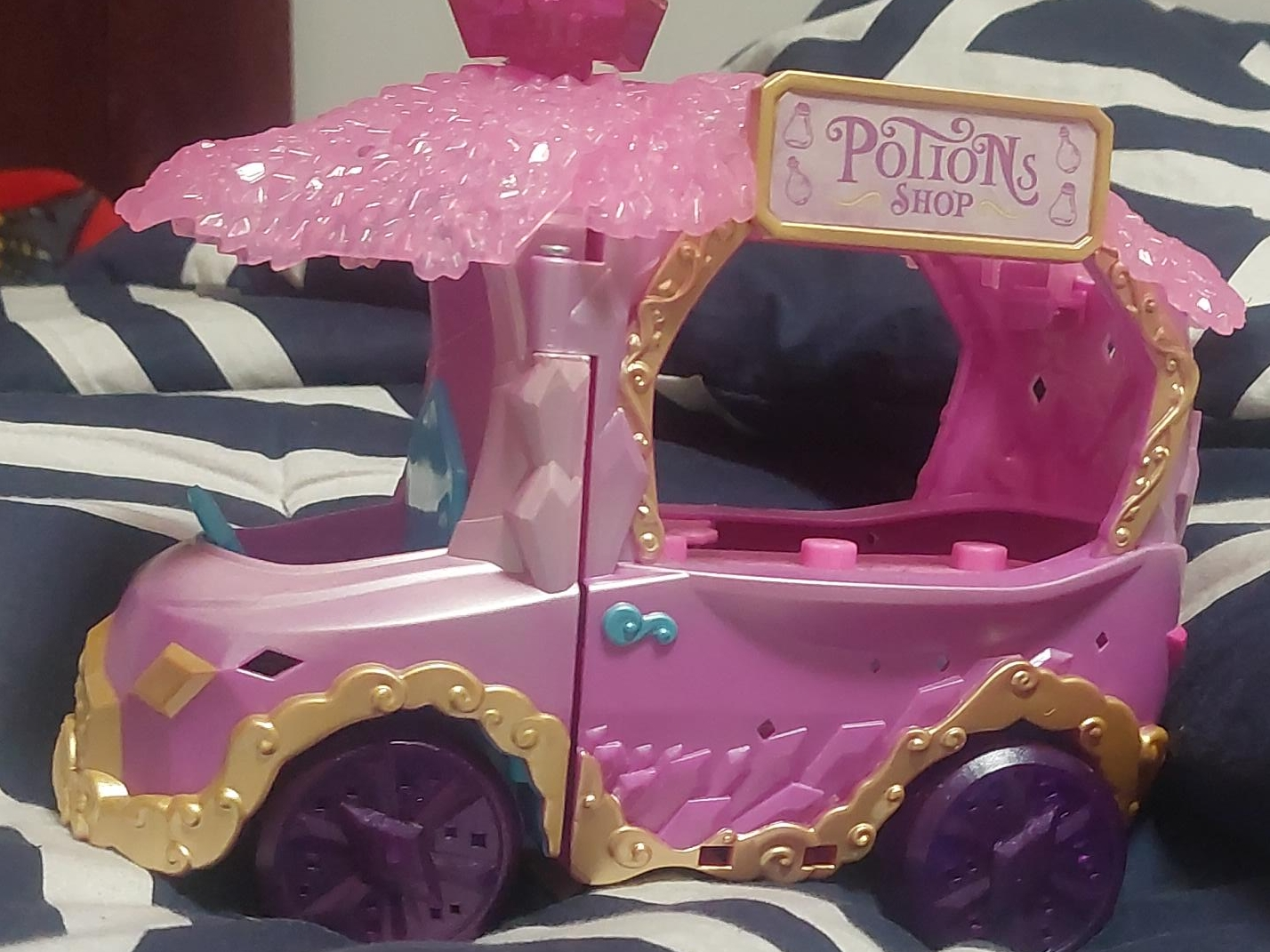 My Little Pony Potion Shop Vehicle