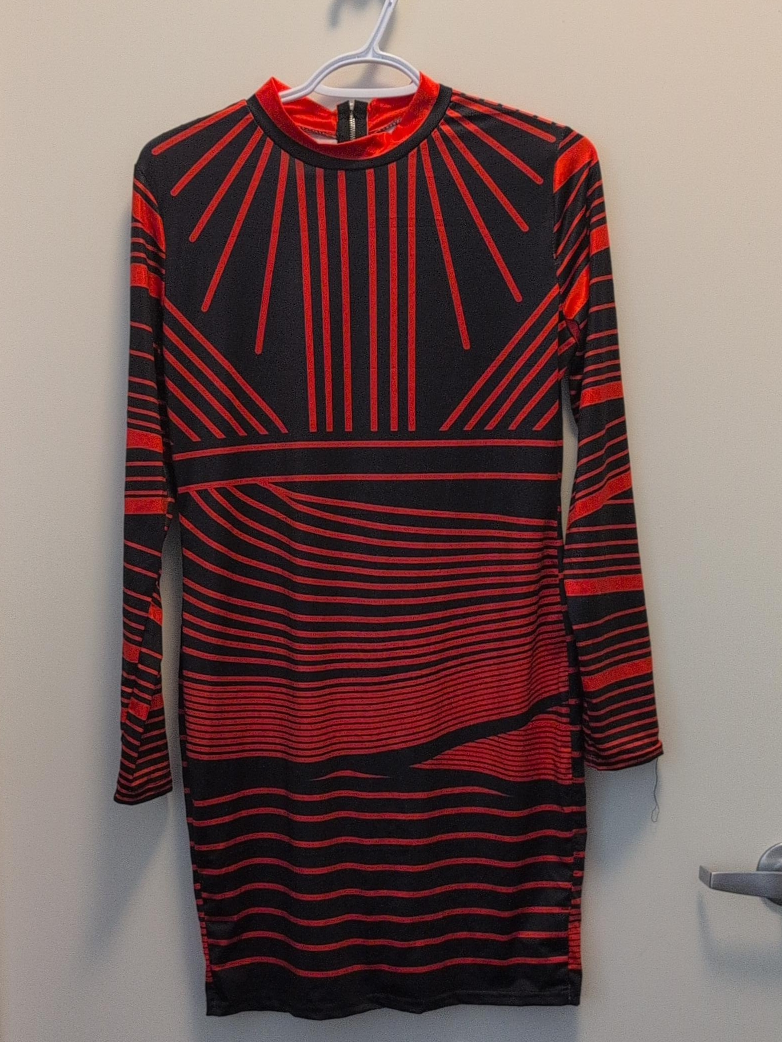 Red & Black Long Sleeve Dress - L