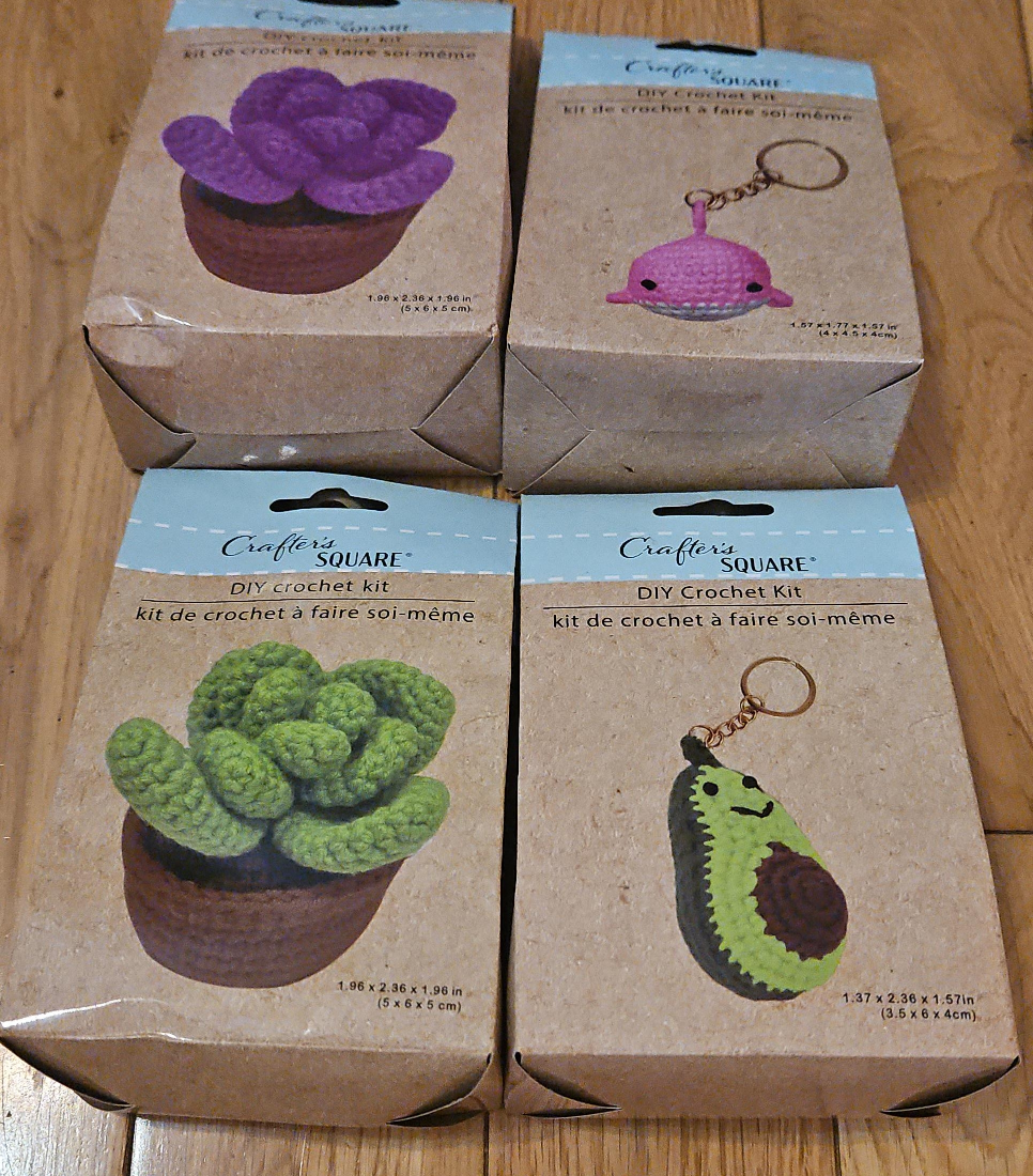Crafter's Square DIY Crochet Kit thumbnail