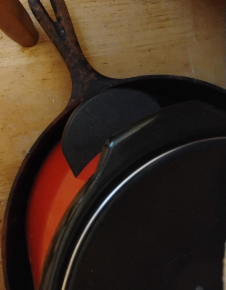 Cast Iron Skillet thumbnail