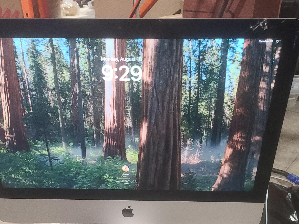Apple iMac with  cracked  screen thumbnail