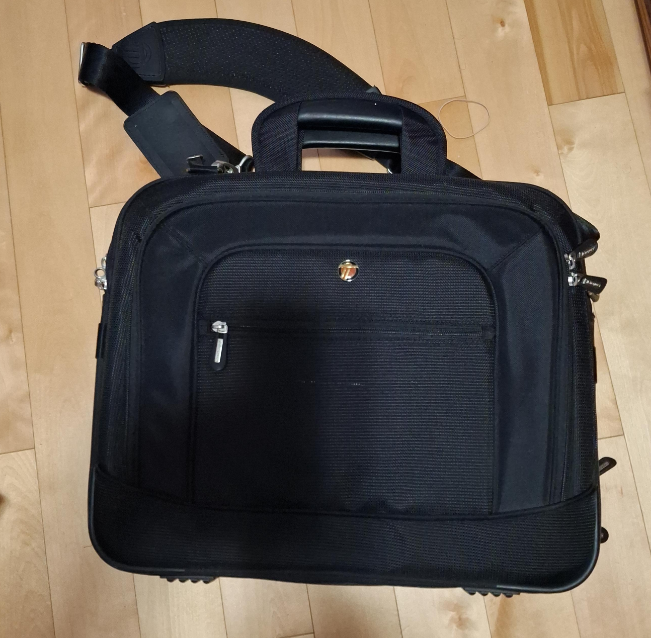 SwissGear Black Laptop Bag thumbnail
