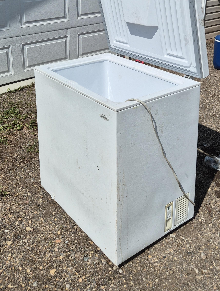 Danby Chest Freezer - White