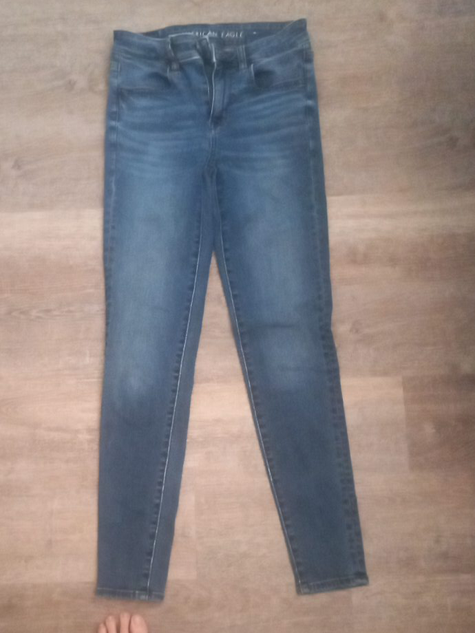 American Eagle Jeans thumbnail