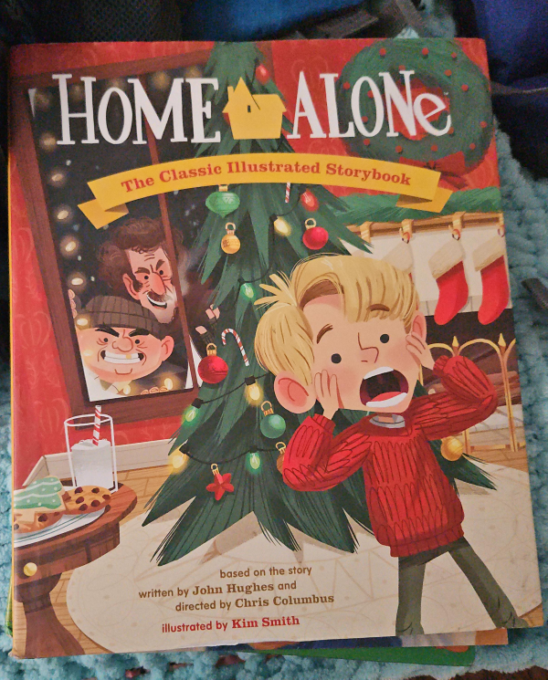 Home Alone: The Classic Illustrated Storybook thumbnail