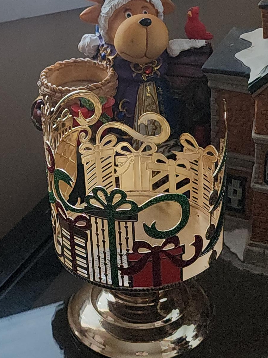 Bath & Body Works Candle Holder thumbnail