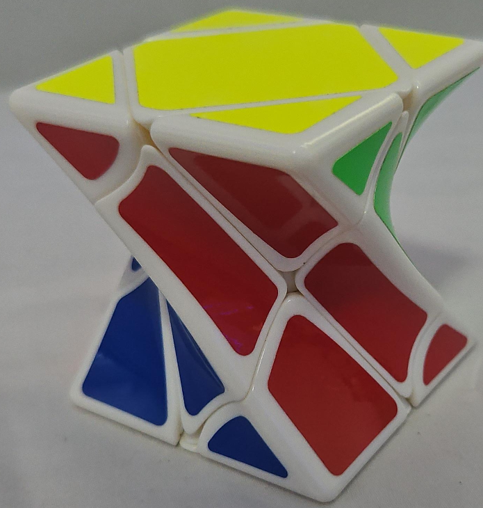 Twisty Skewb Cube Puzzle thumbnail