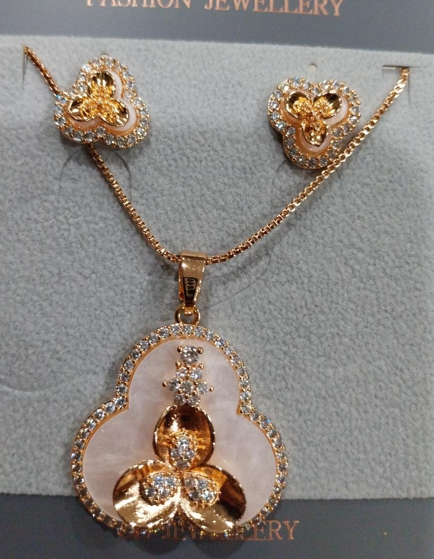 Fashion Jewellery Necklace & Earring Set