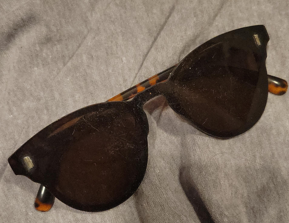 Tortoise Shell Sunglasses thumbnail
