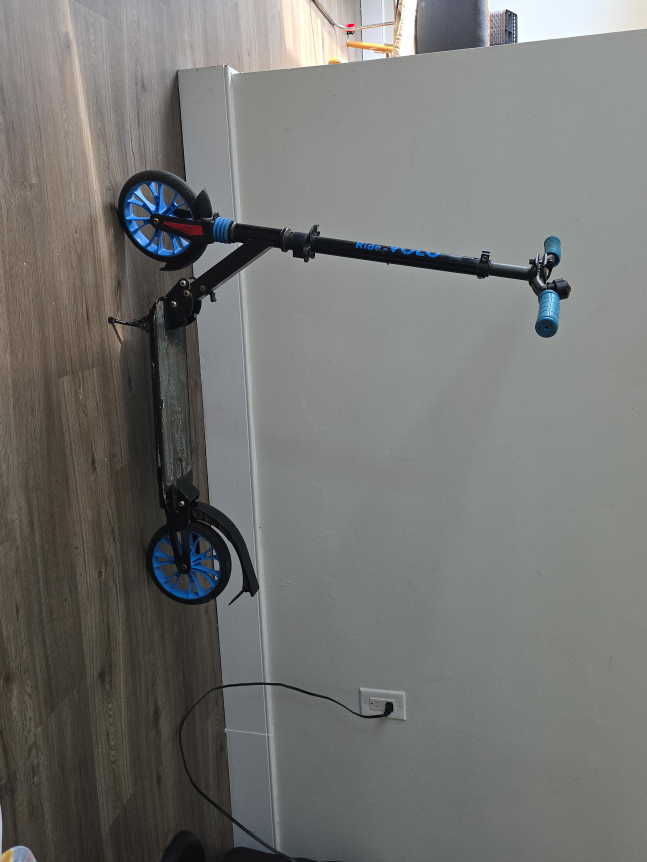 Ride VOLO Scooter - Black & Blue thumbnail
