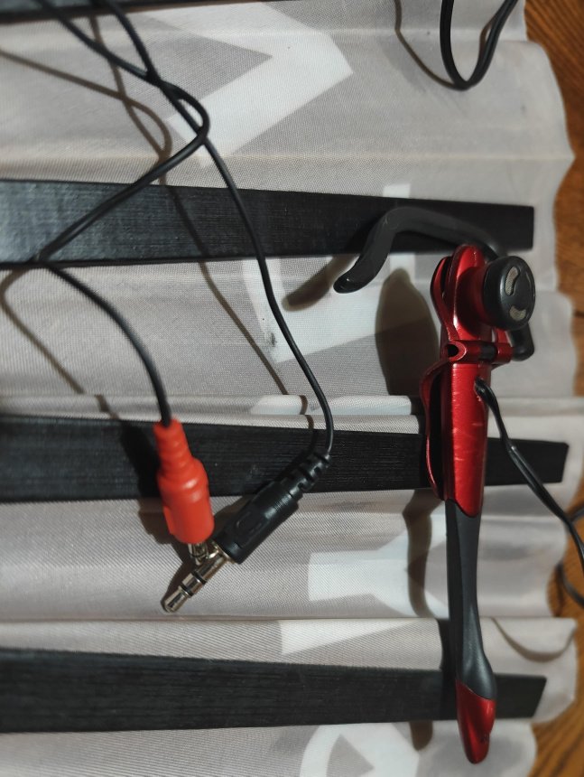 Red Gaming Headset thumbnail