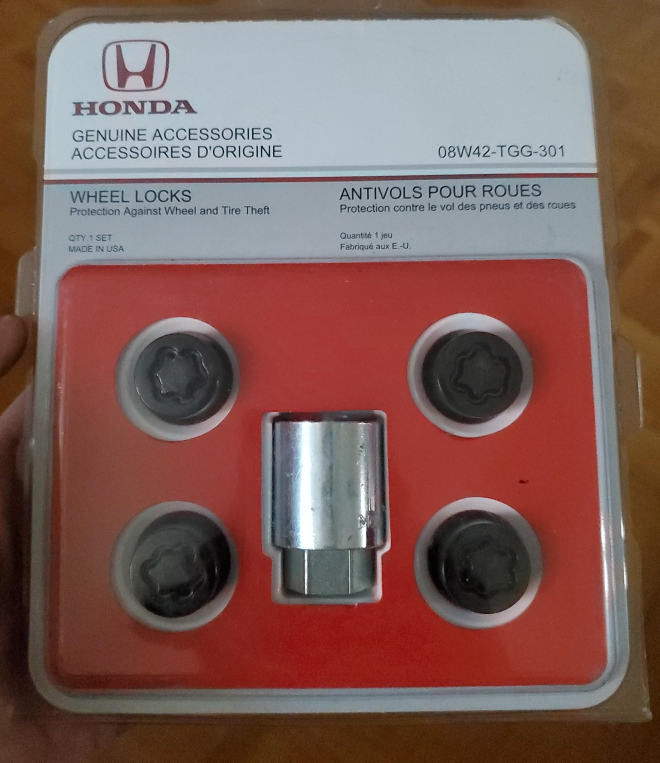 Honda Genuine Accessories Wheel Locks - New in Box! thumbnail