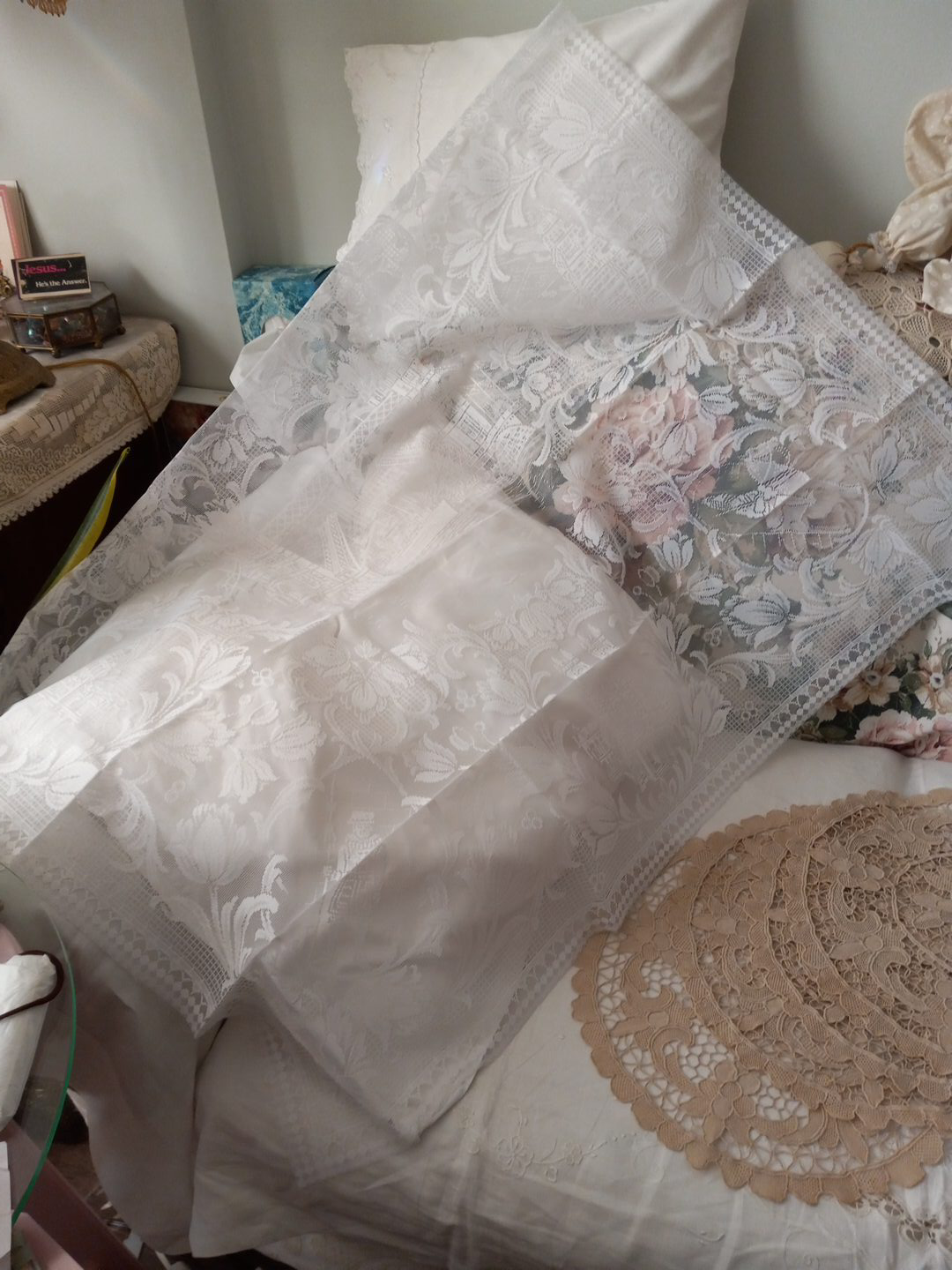 Lace Tablecloth - White thumbnail