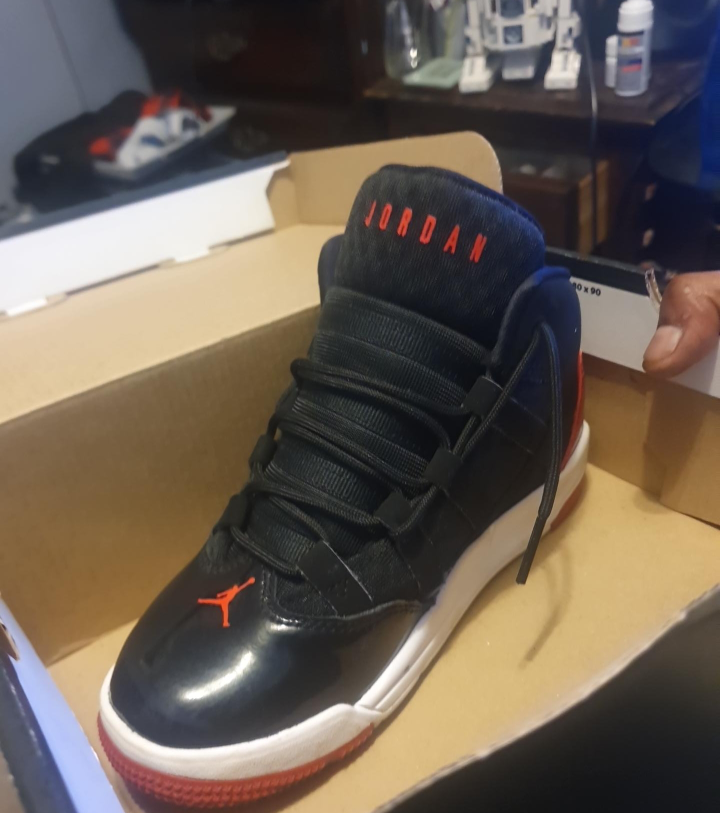 Jordan 11 Retro Little Flex TD - Black/Red thumbnail