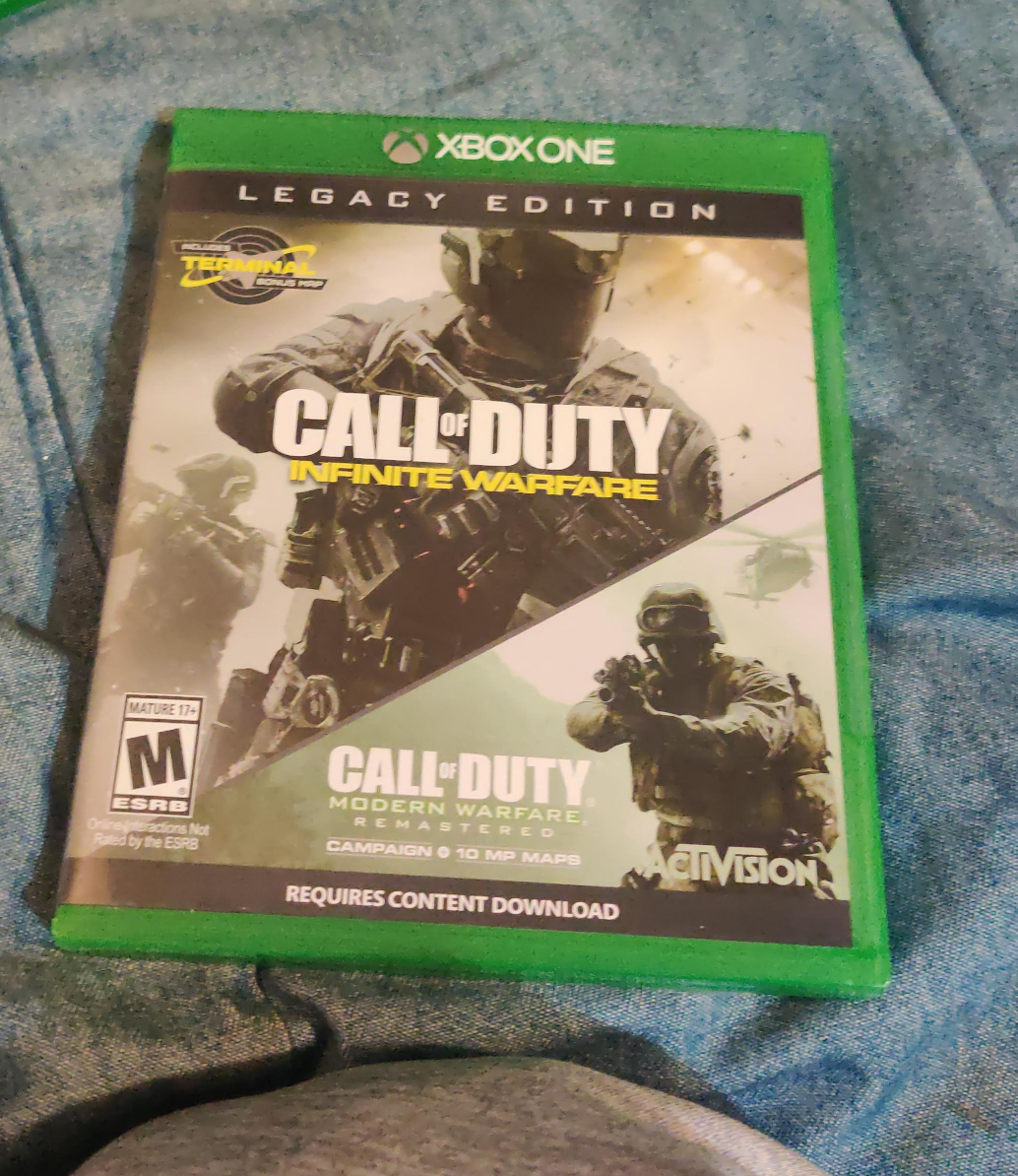 Call of Duty Infinite Warfare Legacy Edition - Xbox One