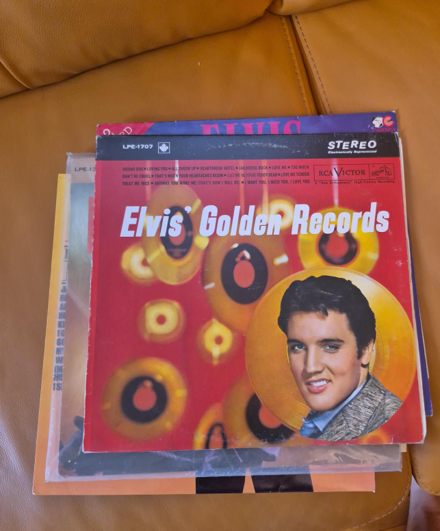 Elvis Presley Vinyl Record Collection thumbnail