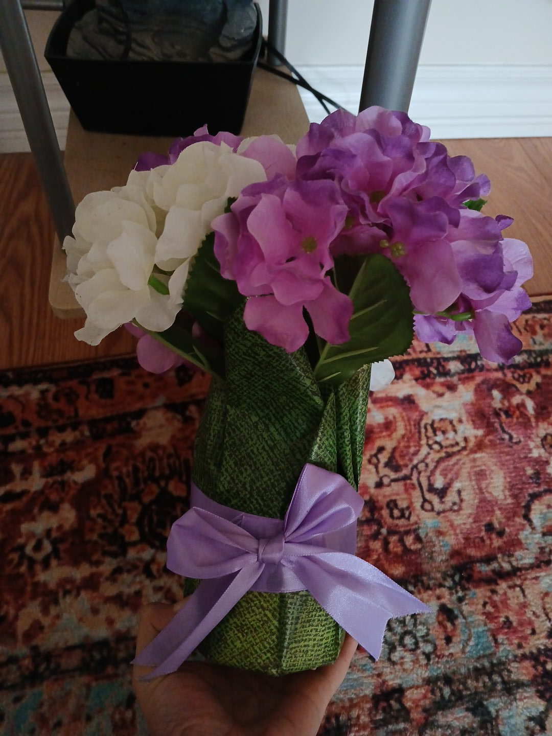 Artificial Hydrangea Flower Arrangement thumbnail