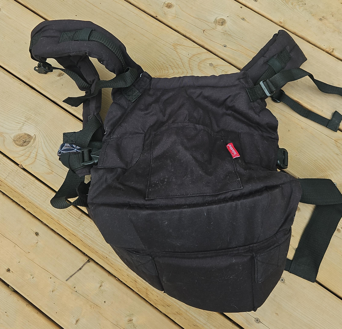 Infantino Baby Carrier - Black thumbnail
