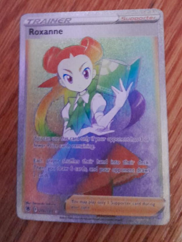 Roxanne Trainer Pokemon Card thumbnail