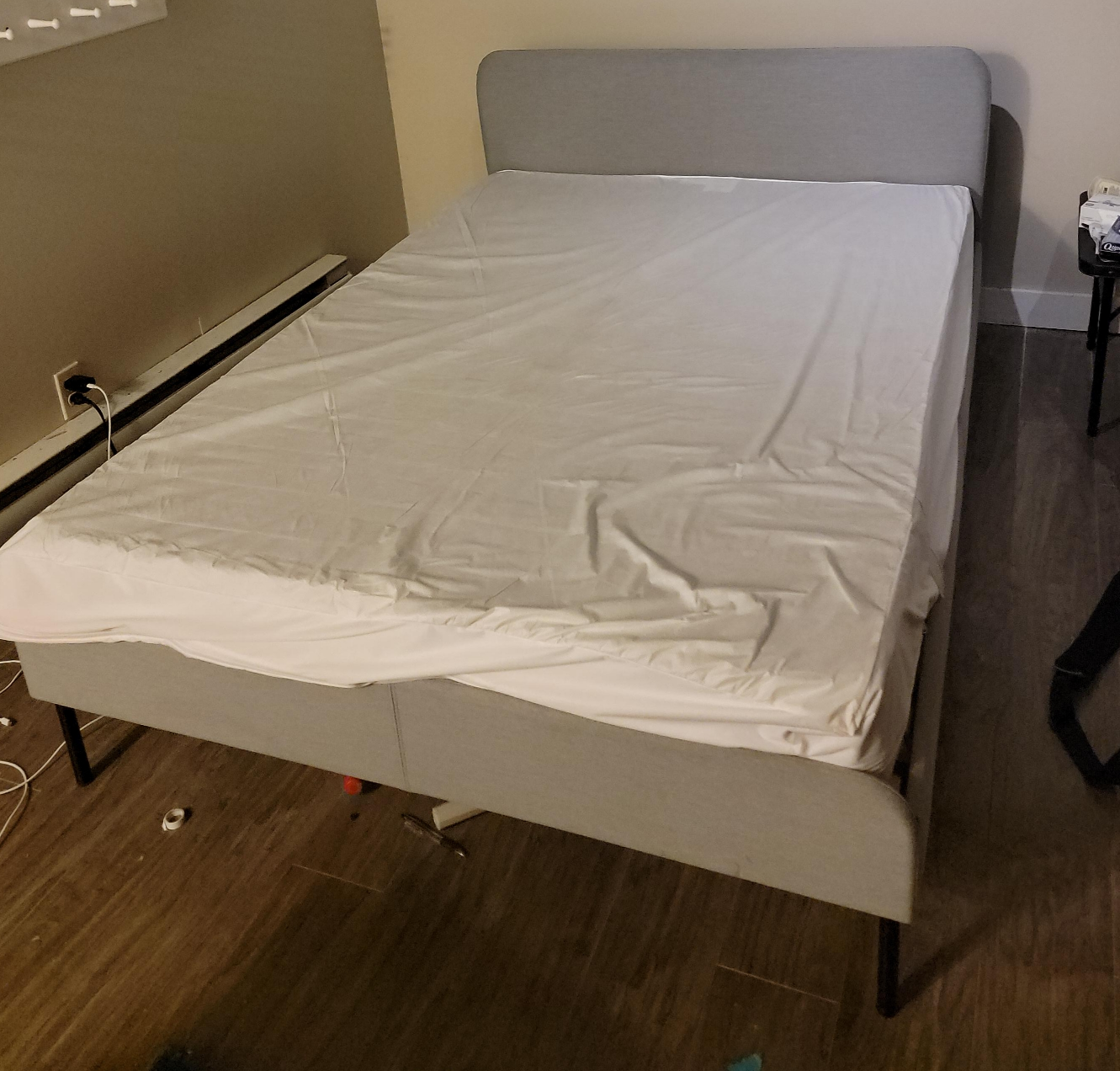 Ikea Slattum full size bed