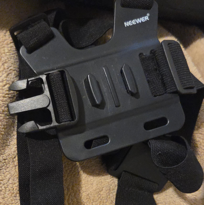 Neewer Chest Mount Harness for Action Camera thumbnail