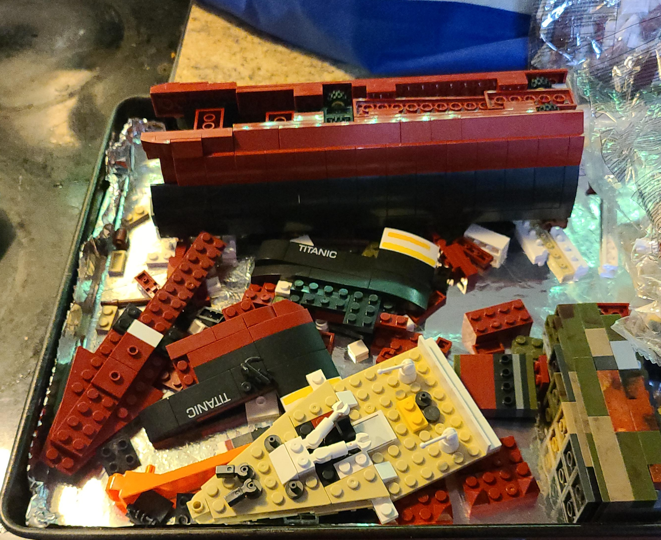 Titanic FC6005 Building Block Set thumbnail
