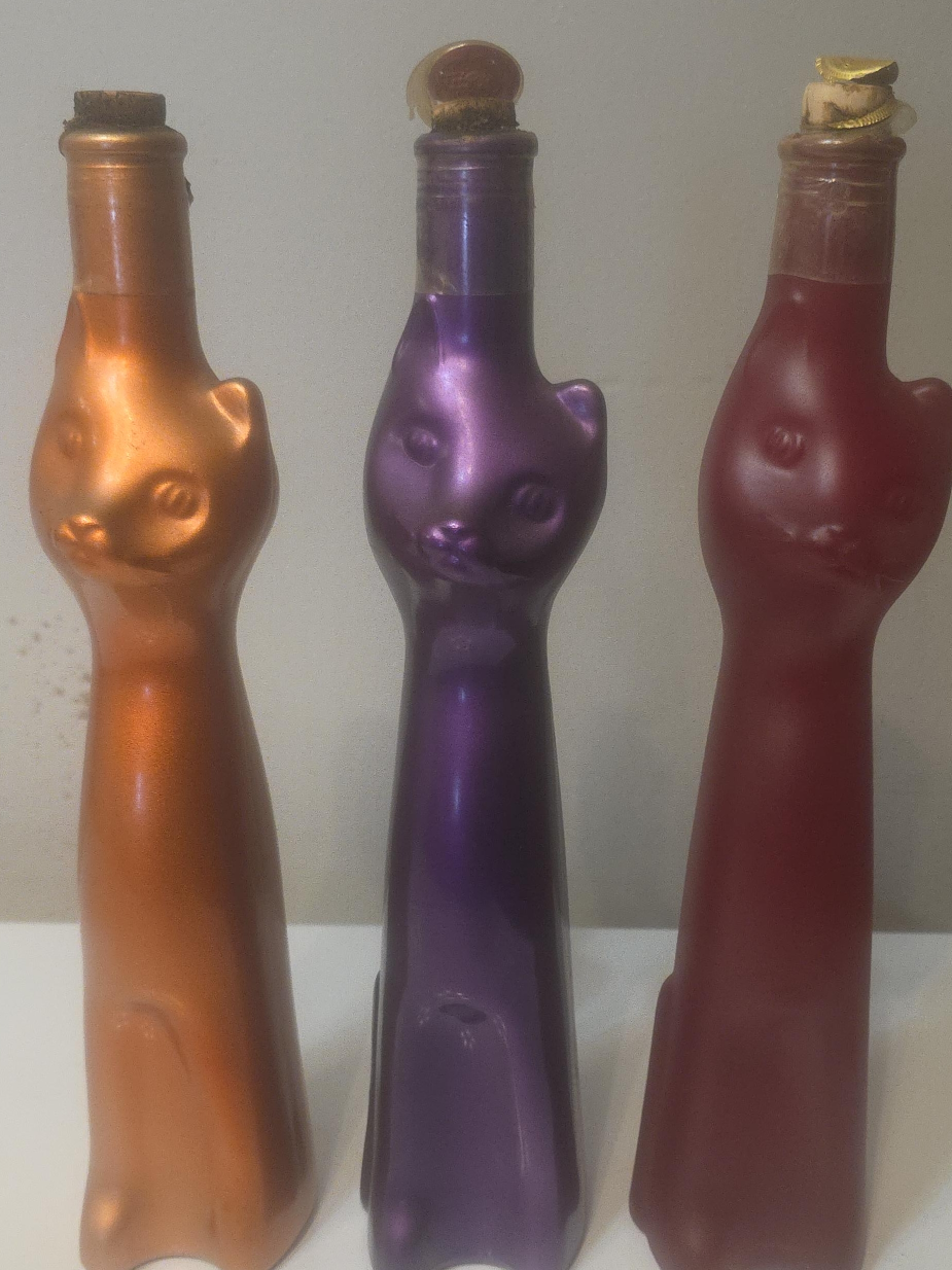 Moselland Cat Riesling Bottles thumbnail