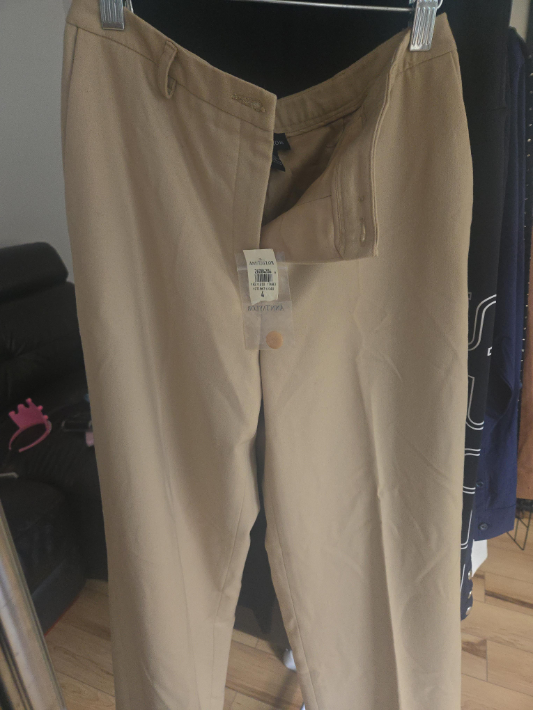 New Ann Taylor Beige Trousers - Size 4 thumbnail