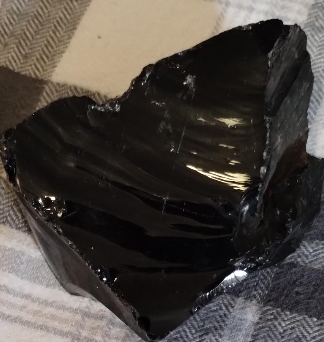 Black Obsidian Rock thumbnail