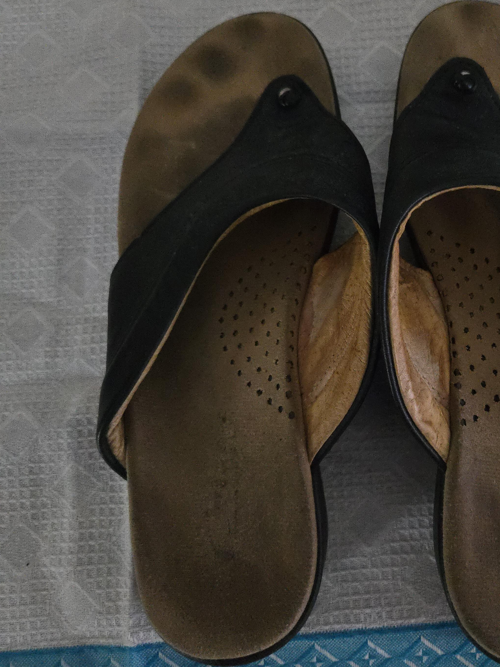 Used Flip Flops thumbnail