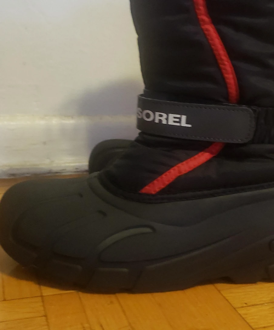 Sorel Winter Boots size 4 thumbnail