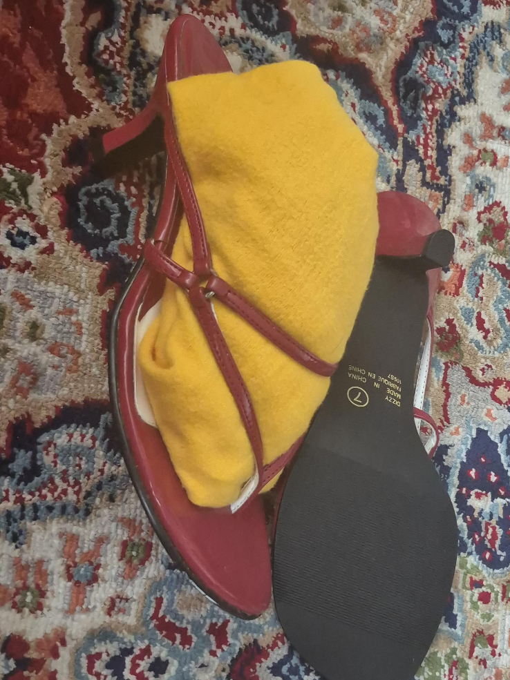Red Dizzy Heels - Size 7