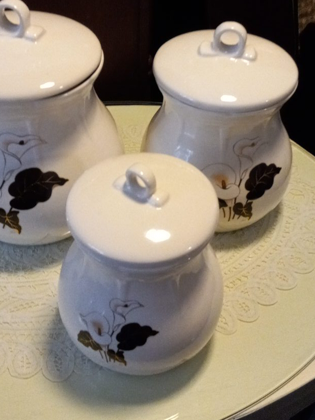 Ceramic Canister Set w white lilies thumbnail