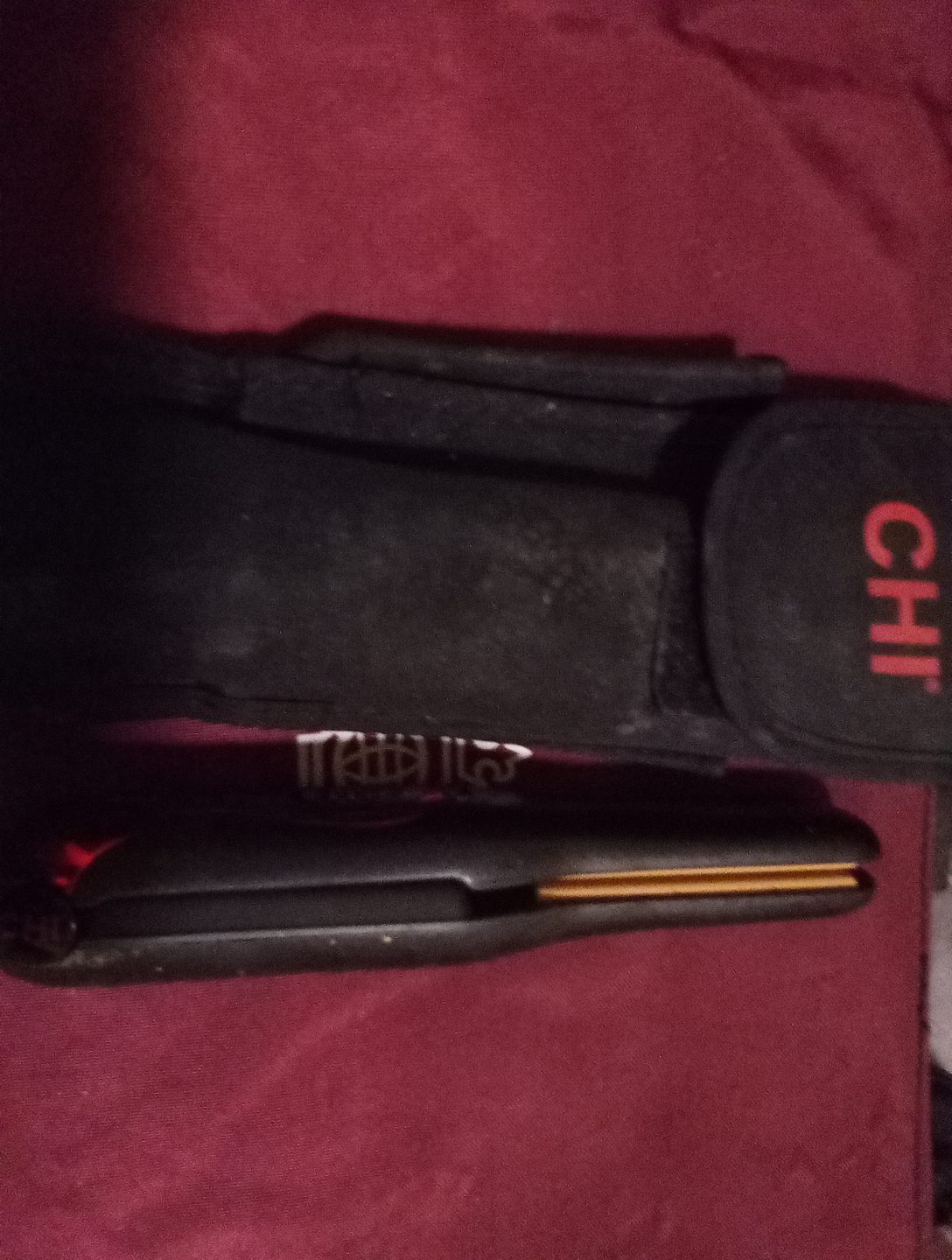 CHI Hair Straightener with Case image indicator(1)