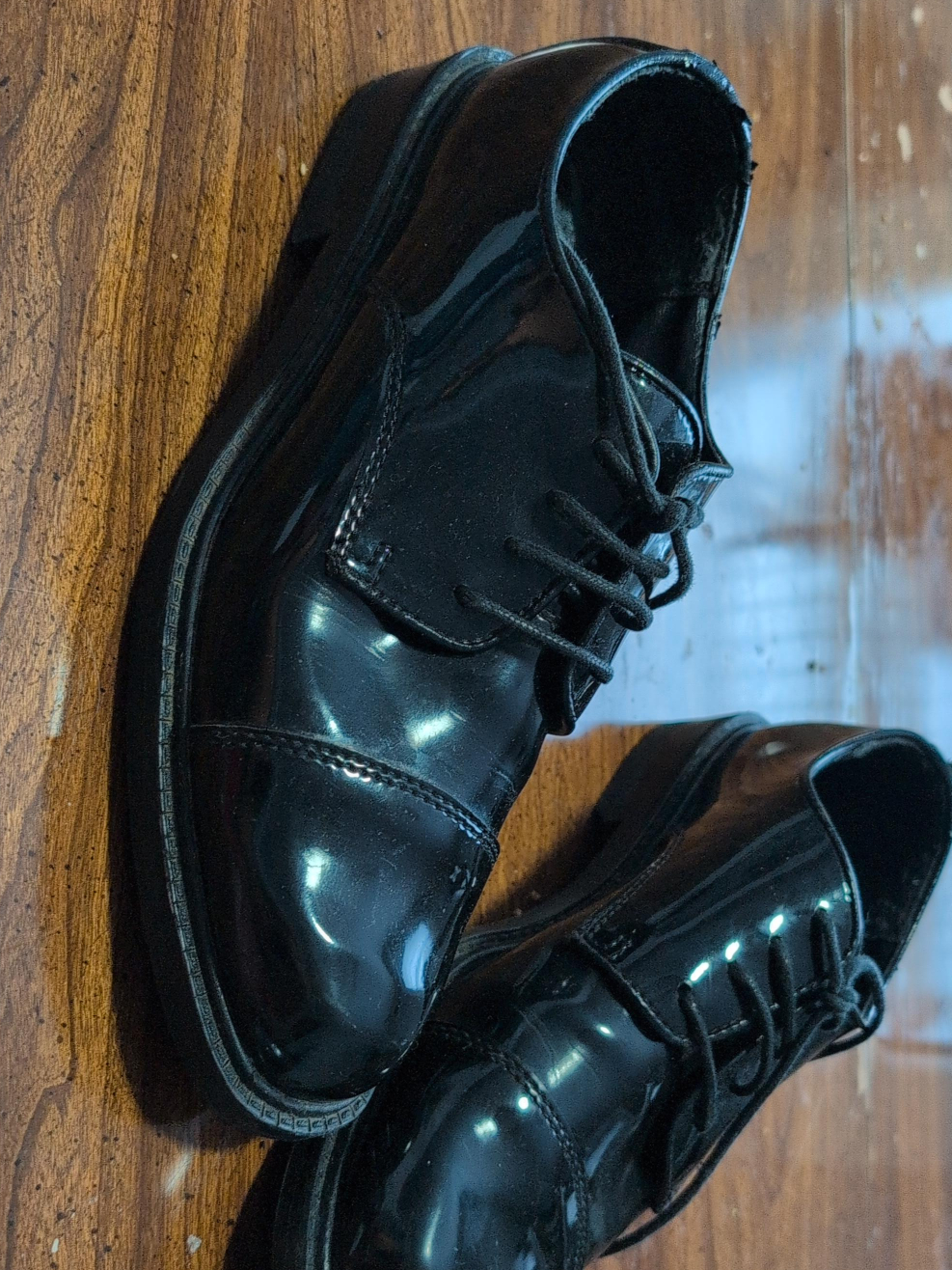 FOGI Black Dress Shoes - Size 7.5M thumbnail