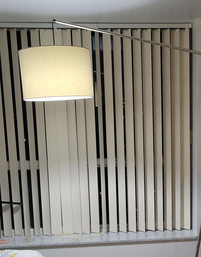 Standing Floor Lamp image indicator(1)