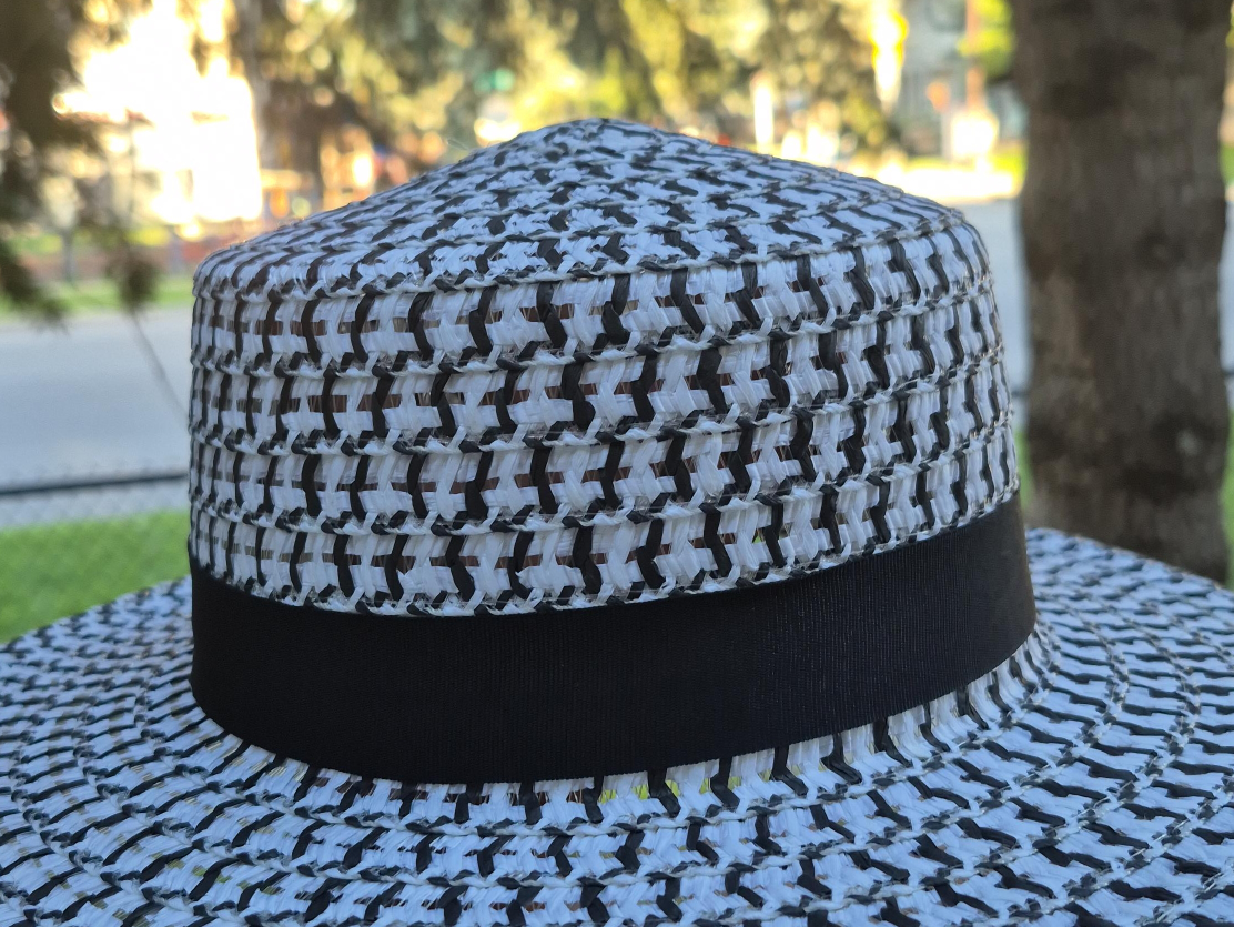 Houndstooth Pattern Sun Hat thumbnail