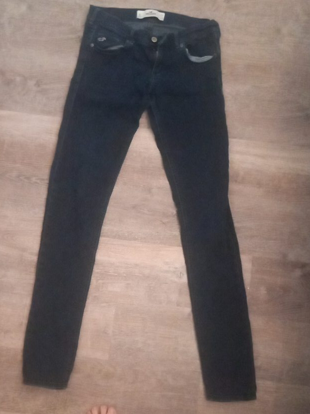 Hollister Dark Wash Jeans image indicator(1)