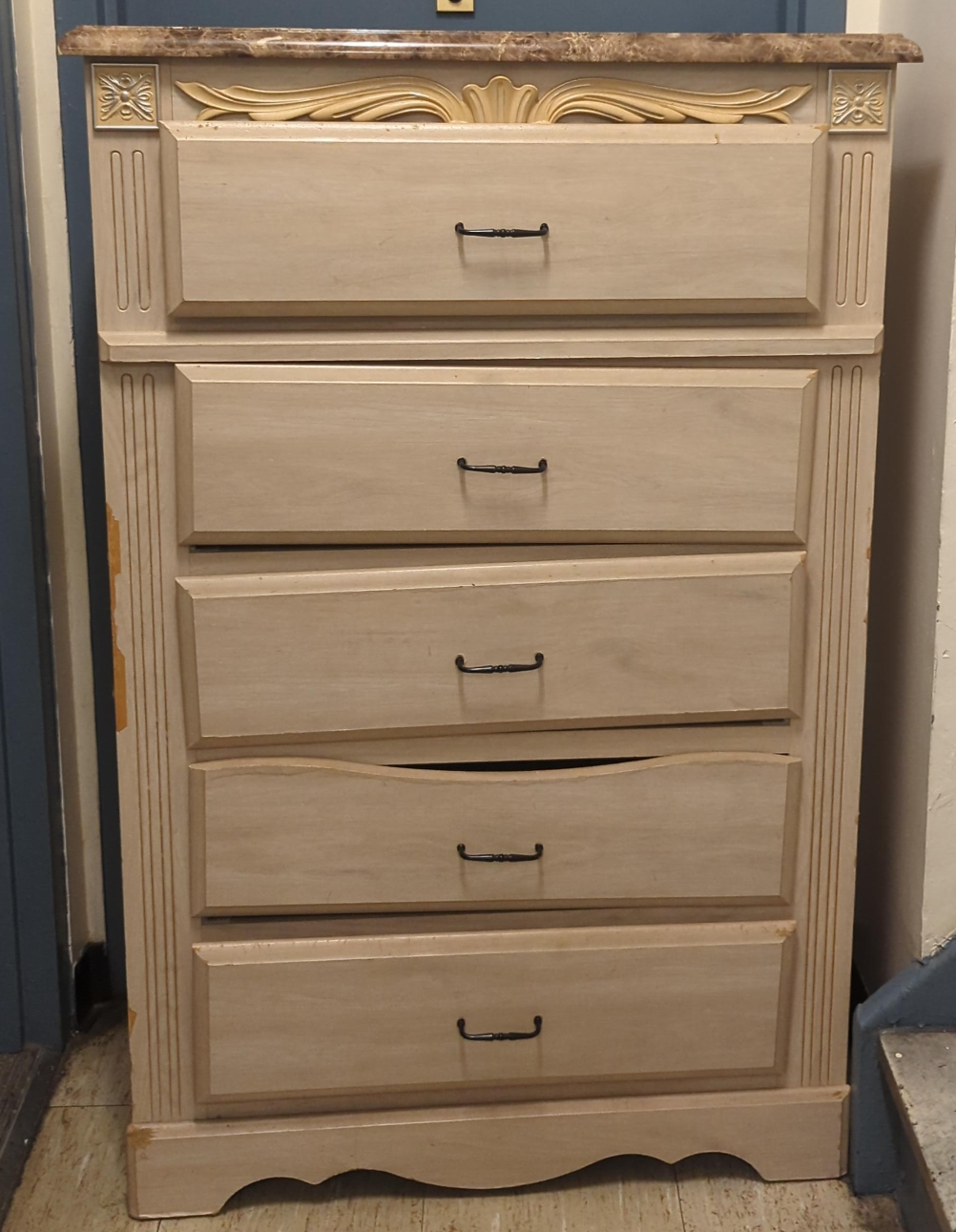 5-Drawer Dresser thumbnail