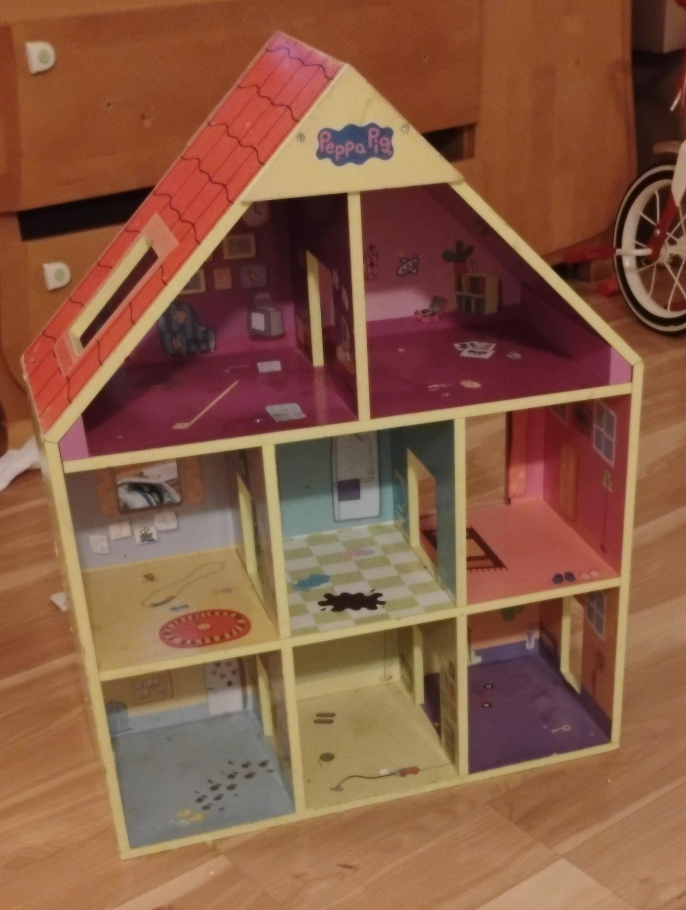 Peppa Pig Wooden Dollhouse thumbnail