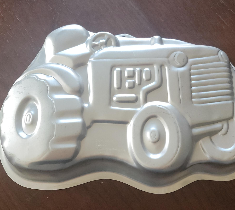 Wilton Tractor Cake Pan thumbnail