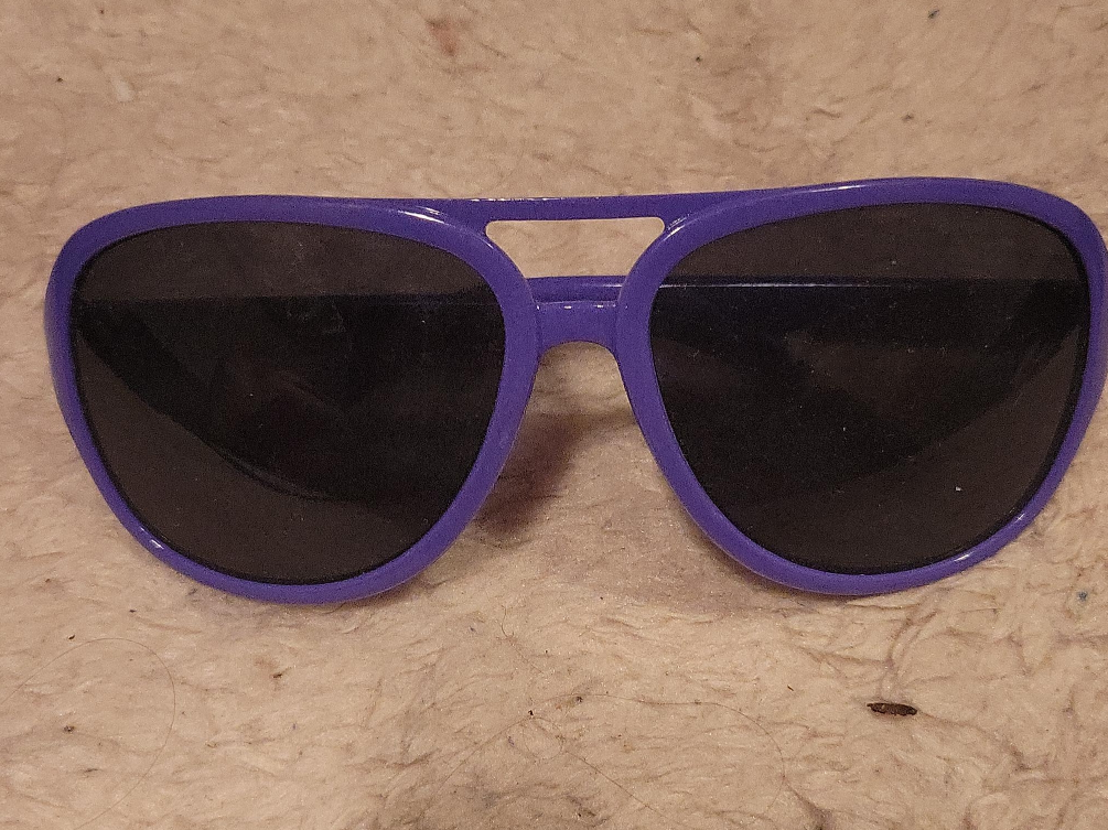 Purple Aviator Sunglasses thumbnail